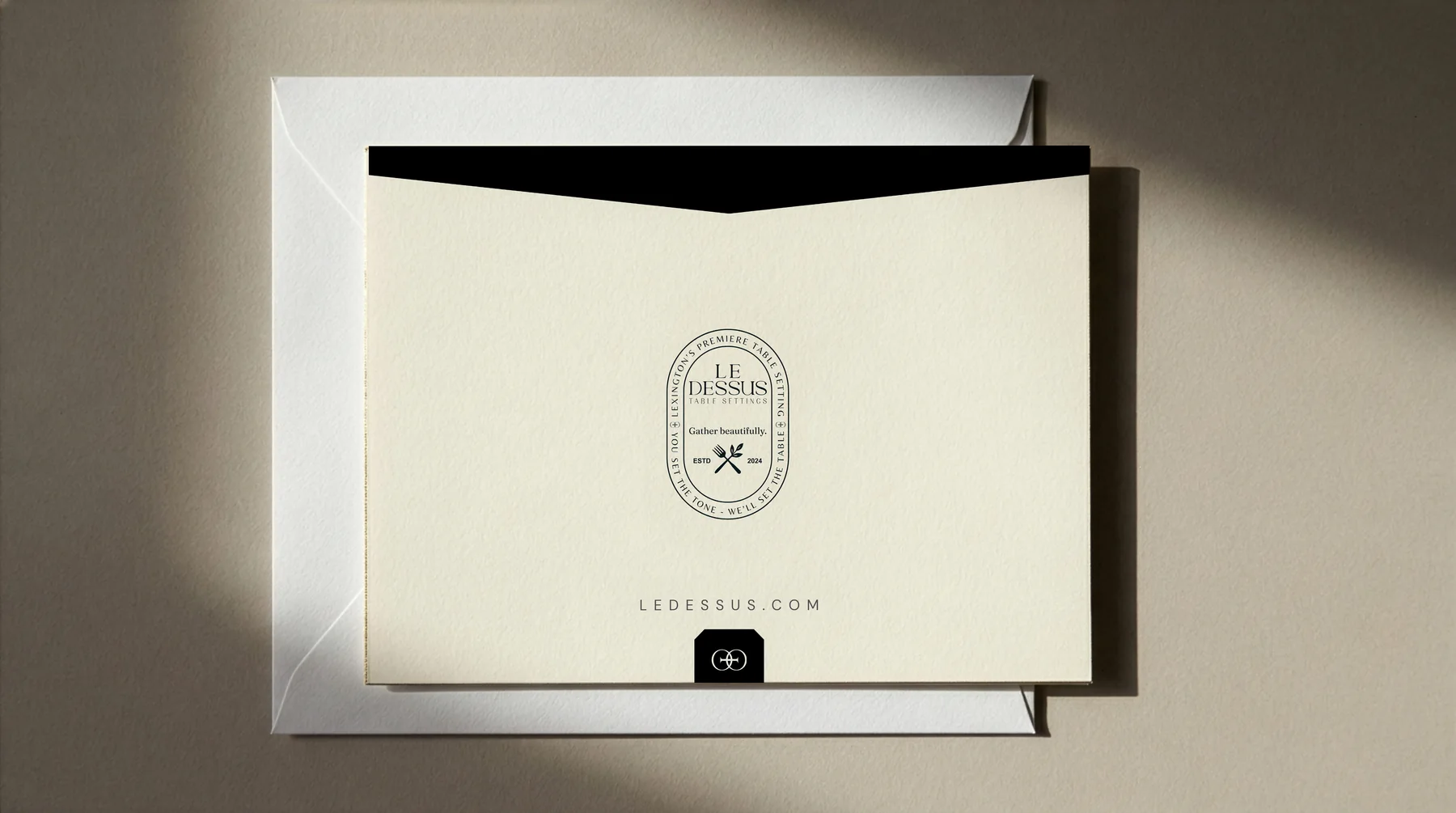 Le Dessus event invitation